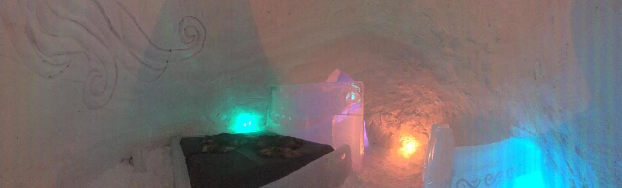 Отель SnowLounge AuroraHut Glass Igloos & Ice Hotel Салла